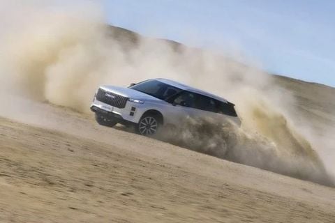 HƠN 1.000 XE JAECOO J7 CẦN TRIỆU HỒI DO NGUY CƠ CHẾT MÁY