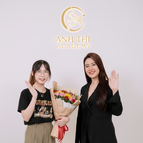 Hành Trình Lột Xác Của Người Kể Chuyện | Lời Chúc Mừng Từ MC Anh Thi