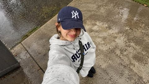 Baseball cap là gì? Cách nhận biết và phối đồ dễ ứng dụng