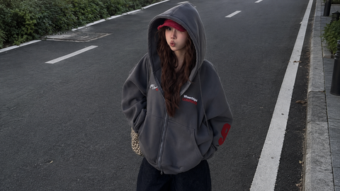 Áo hoodie là gì? Cấu tạo, các loại và cách phối dễ mặc