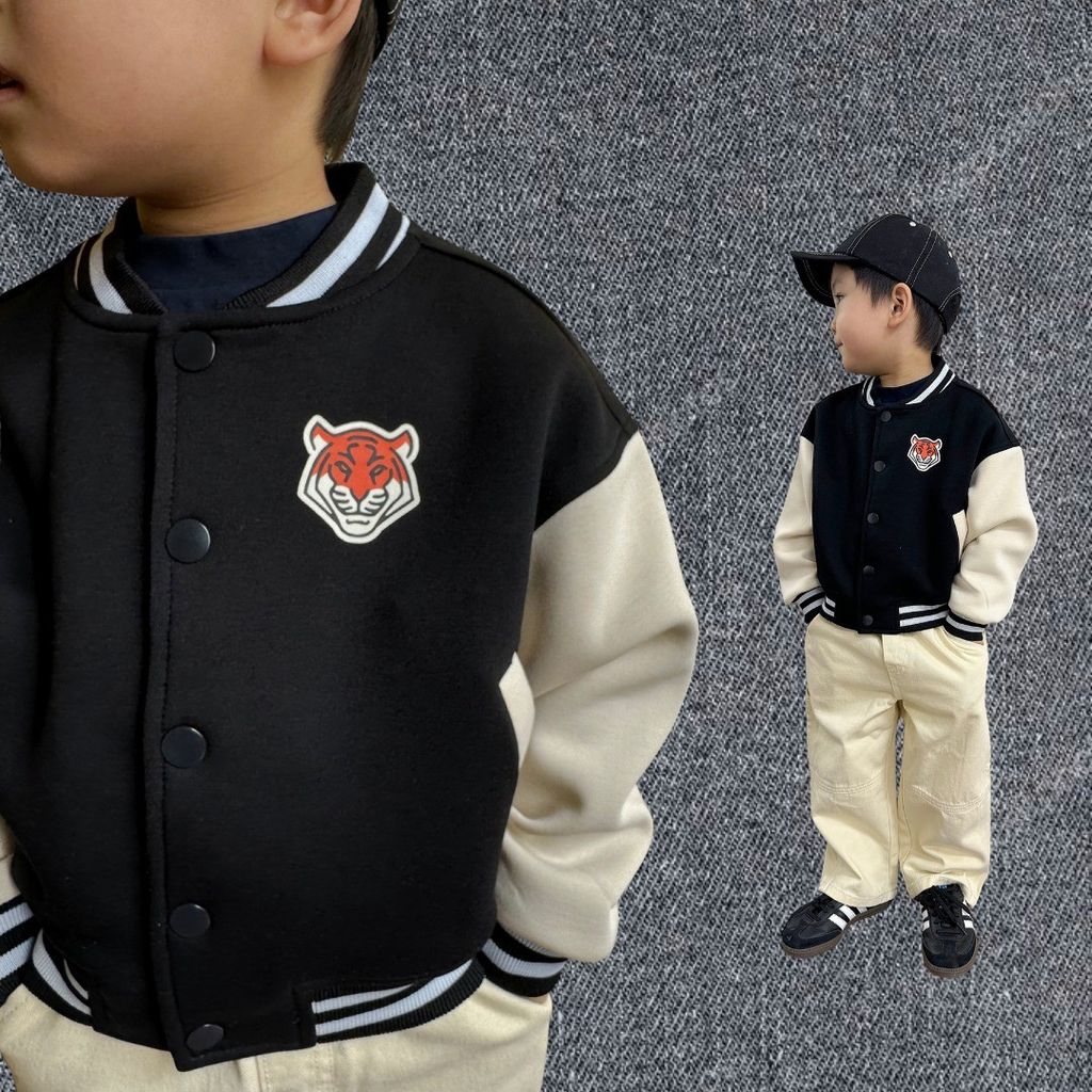 𝑹𝒐𝒂𝒓 𝒊𝒏 𝑺𝒕𝒚𝒍𝒆