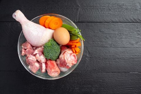 🥩 Protein Là Gì? Vai Trò, Nhu Cầu & Thực Phẩm Giàu Protein Cho Cơ Thể