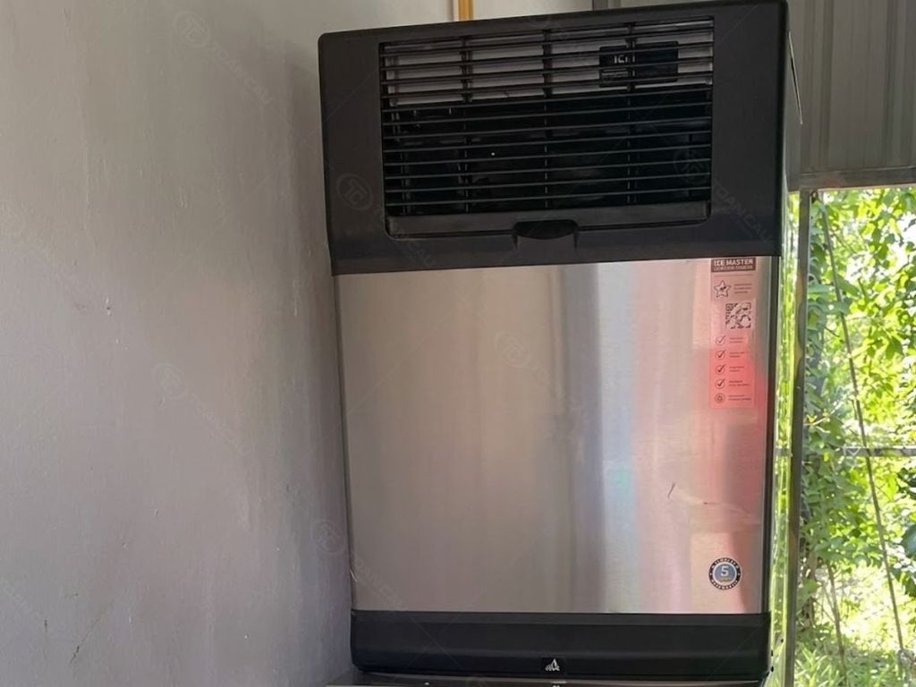 Ảnh thực tế máy làm đá viên Hoshizaki IM-220AA-23