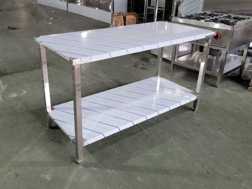 Bàn inox 2 tầng bên trái