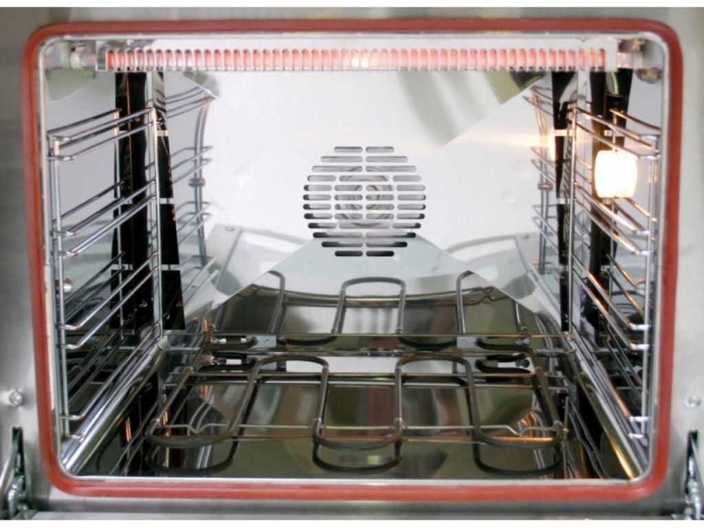 bên trong Lò nướng đối lưu Roller Grill FC60-TQ