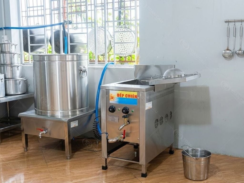 Bếp chiên ngập dầu