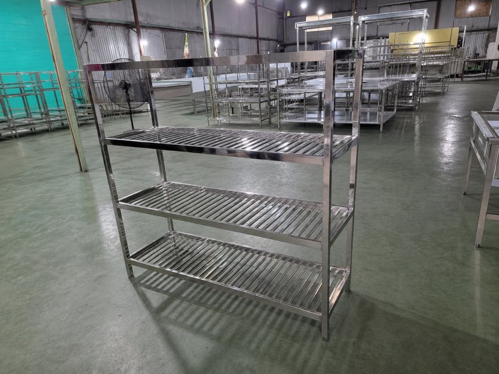 Giá nan inox 4 tầng TC-GN04 góc bên phải
