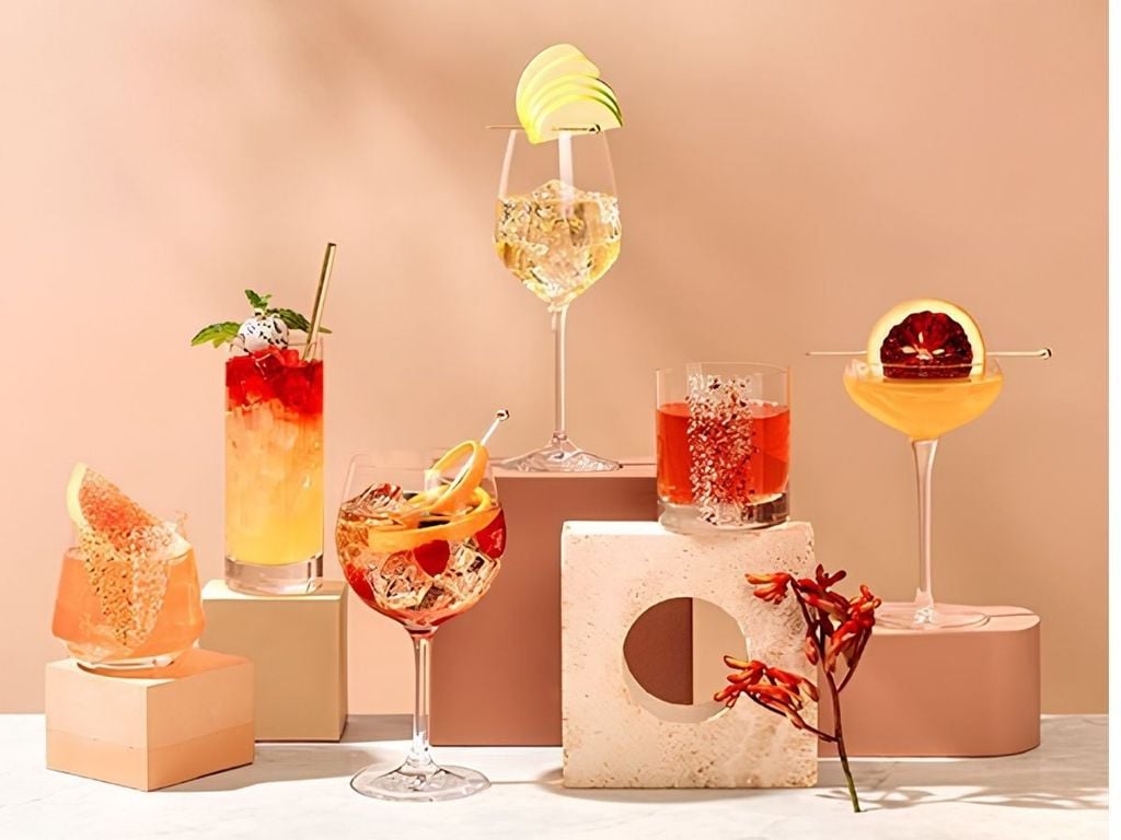 Đá bán nguyệt dùng để xay sinh tố và pha chế cocktail