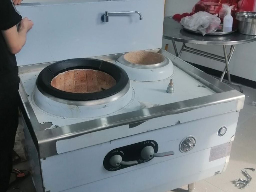 hình ảnh bếp Á 1 họng 1 nồi nước Koliton KR-11E