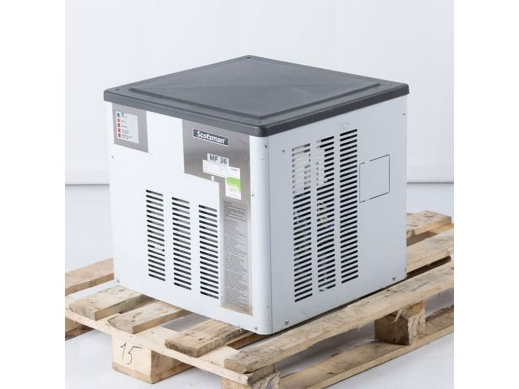 hình ảnh thực tế máy làm đá vảy Scotsman MF36AS