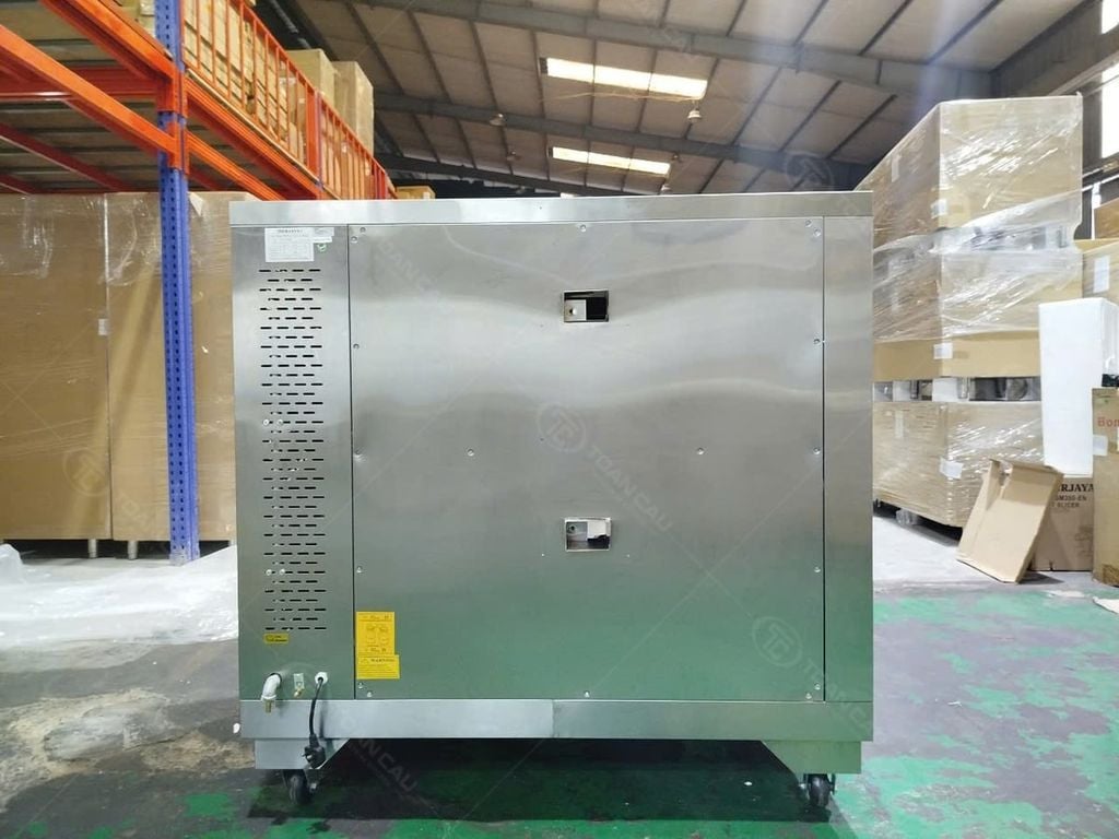 Lò nướng bánh 2 tầng 4 khay BERJAYA BJY-E13KW-2BDD mặt sau