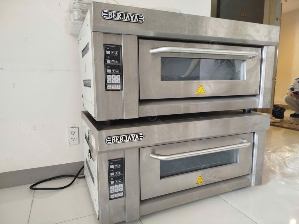 Lò nướng điện 1 tầng 1 khay Berjaya model BJY-E3KW-1PRM