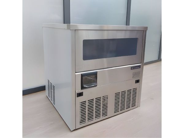 máy làm đá viên Snooker SK-51 góc nghiêng