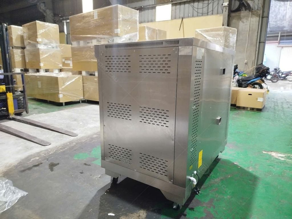 Lò nướng bánh 2 tầng 4 khay BERJAYA BJY-E13KW-2BDD nghiêng phải trước