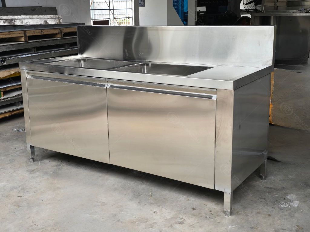 Quầy chậu rửa đôi inox 1m7