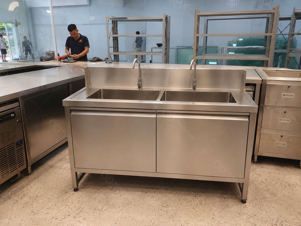 Quầy chậu rửa đôi inox 1m7