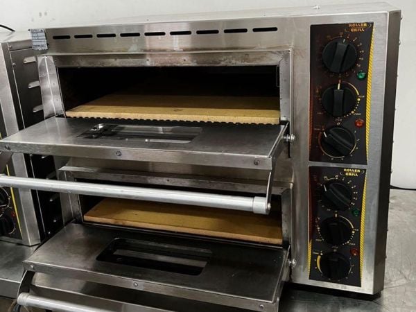 thực tế Lò nướng pizza 2 tầng Roller Grill PZ430D
