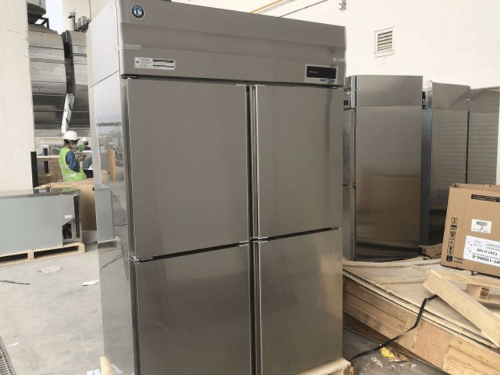 thực tế tủ đông 4 cánh inox Hoshizaki HF-126MC-S