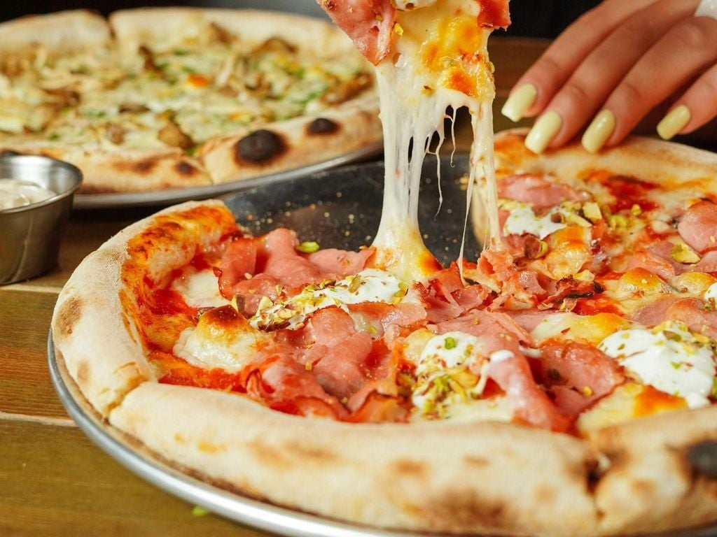 ứng dụng lò nướng pizza 1 tầng Roller Grill PZ-430S