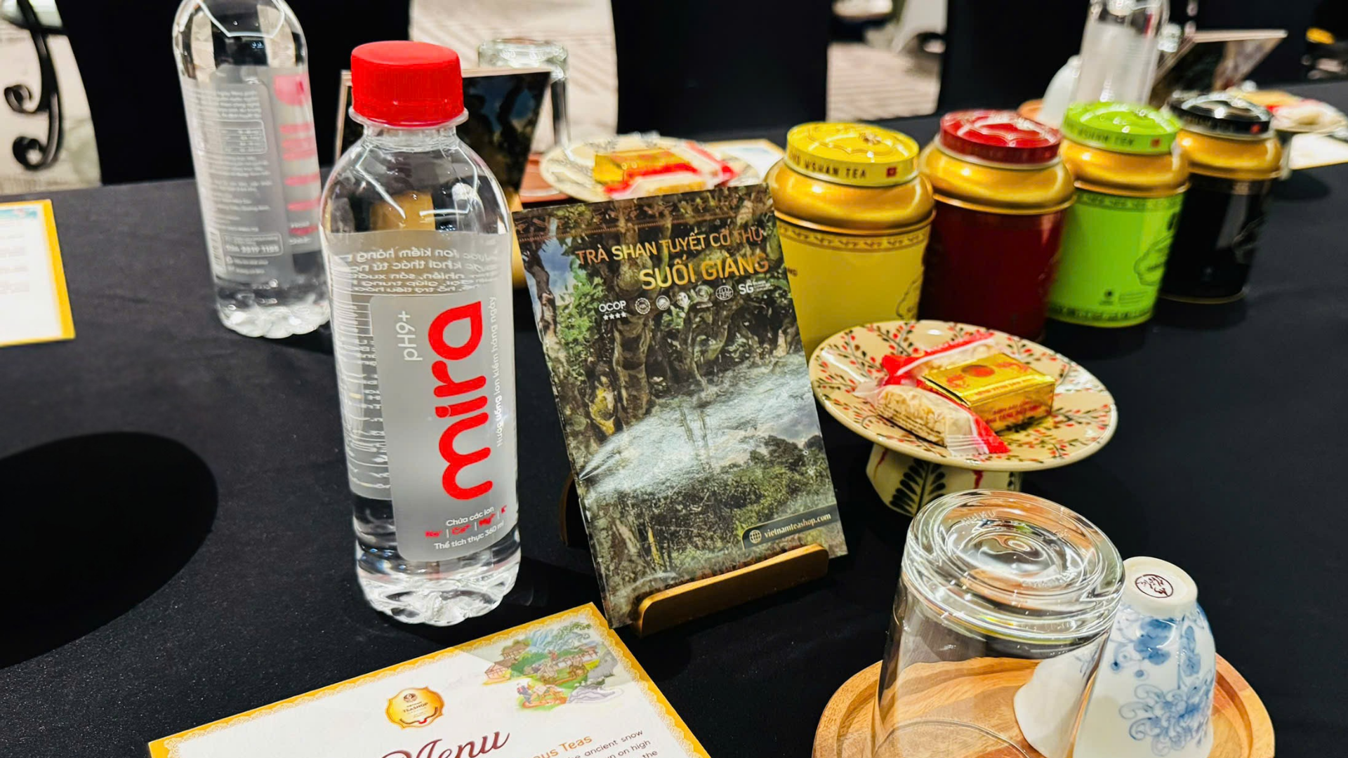 Nước ion kiềm Mira vinh dự phục vụ quan khách tại sự kiện Vietnamese Tea Culture trong khuôn khổ Hội nghị CPTPP 2026 tại Việt Nam