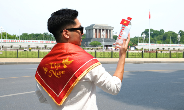 Nước ion kiềm Mira hòa chung sắc đỏ nhân dịp Lễ Quốc Khánh