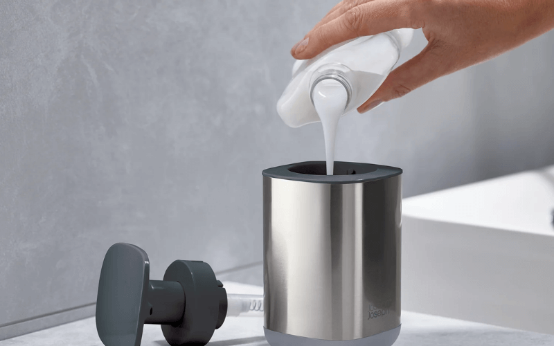 Bình bơm xà phòng Joseph Joseph Presto phù hợp với mọi loại nước rửa tay dạng lỏng