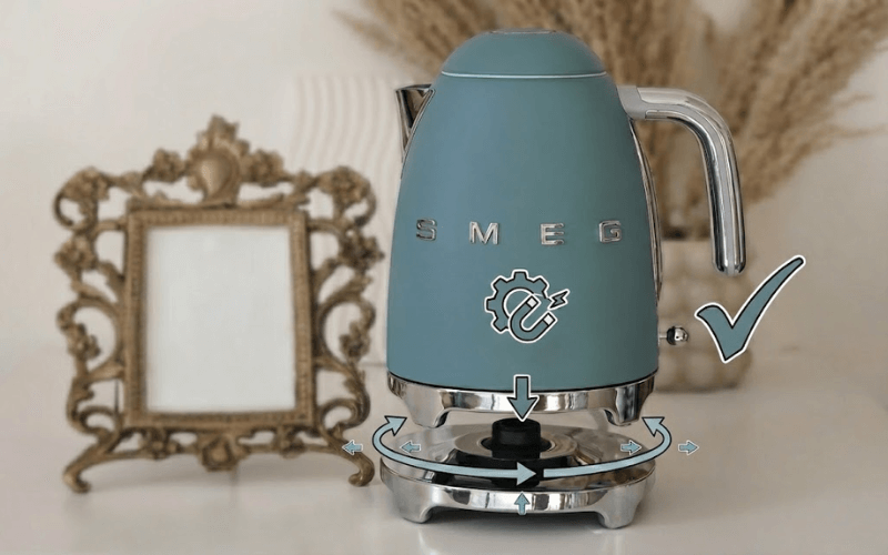 Ấm siêu tốc SMEG KLF03 1,7L