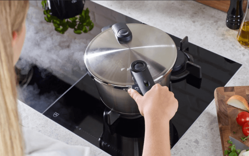 Nồi áp suất Fissler Vitaquick Premium PC 22cm made in Germany