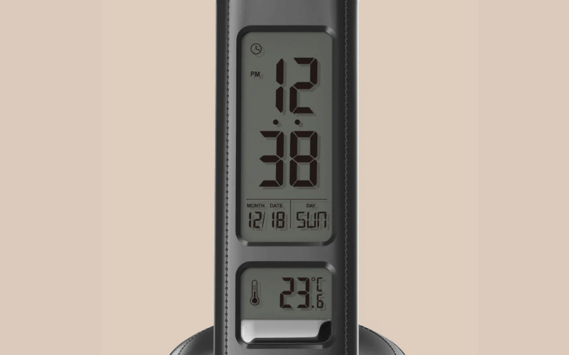 Đèn học chống cận WILIT U8 màn hình LED thông minh