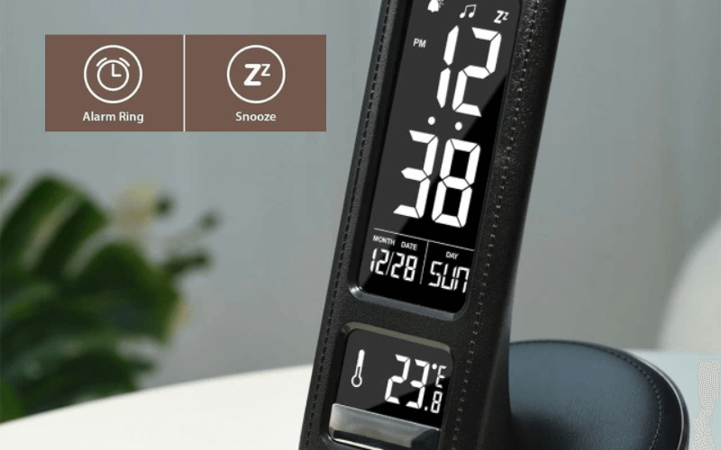 Đèn học chống cận WILIT U8 chức năng báo thức tiện lợi