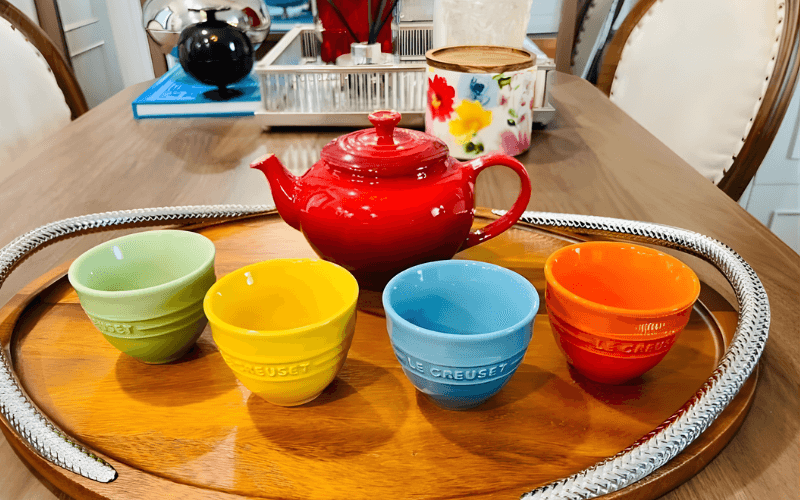 Bộ ấm chén cầu vồng 5 món Le Creuset