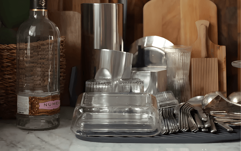 Khay úp ly tách chống trầy Joseph Joseph Flume Large (Grey) 85089