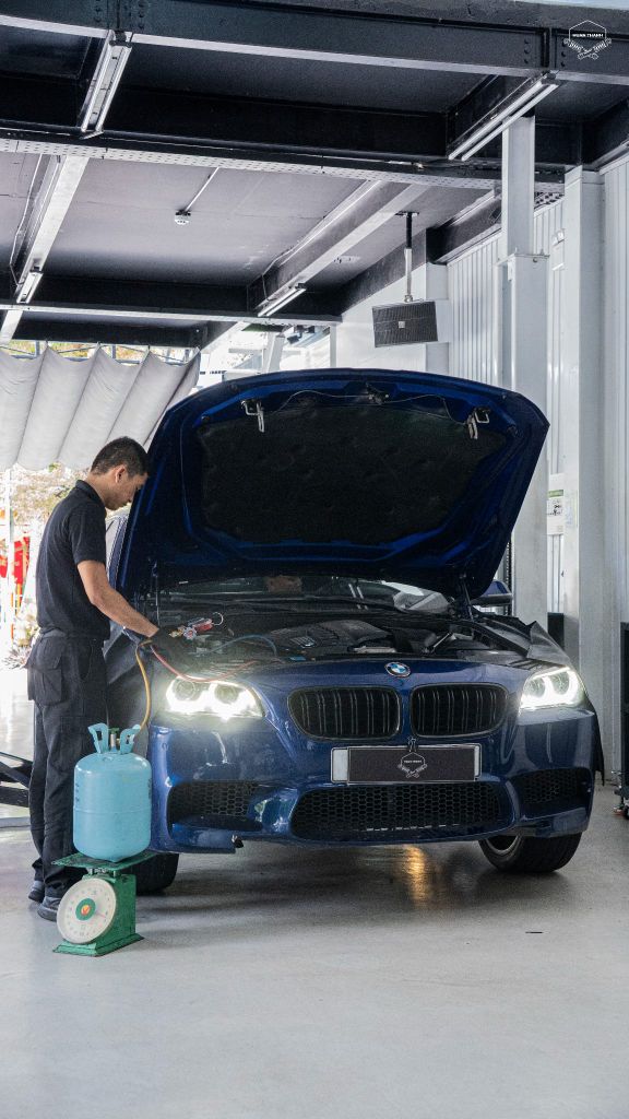 SỬA CHỮA ĐIỀU HOÀ Ô TÔ: NHỮNG ĐIỀU BẠN CẦN BIẾT