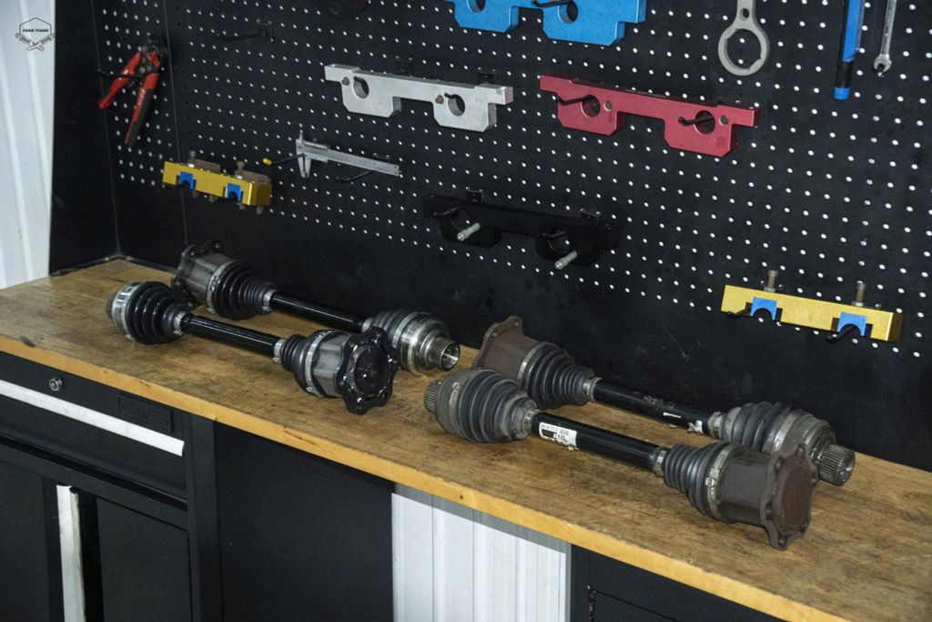 DẤU HIỆU NHẬN BIẾT TRỤC LAP Ô TÔ ĐANG GẶP VẤN ĐỀ