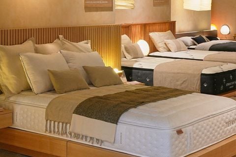 Review chi tiết Giường Ngủ Aman - Có phù hợp với căn hộ chung cư không?