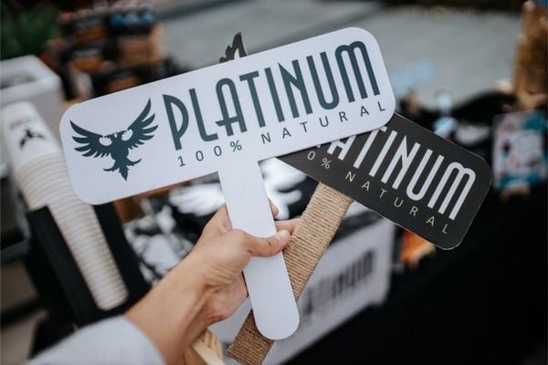 KỲ 1: PLATINUM: HÀNH TRÌNH 12 NĂM ĐỊNH HÌNH CHUẨN MỰC BIA THỦ CÔNG