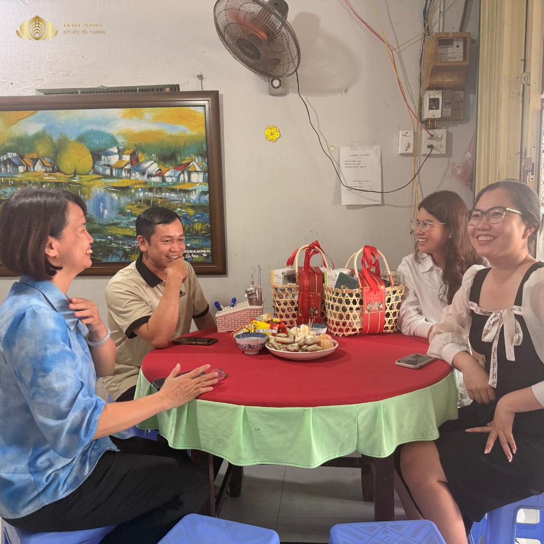 CUỐI NĂM NGHĨA TÌNH: LOTUS HFC GHÉ THĂM VÙNG TRỒNG SEN - CHUNG TAY KIẾN TẠO GIÁ TRỊ MỚI CHO NÔNG SẢN VIỆT