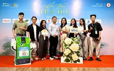 TRẢI NGHIỆM WORKSHOP ĐẶC SẮC TẠI HOA THƠM TRÀ DỊU GIẢI PHÁP F&B 2025 CÙNG LOTUS.HFC