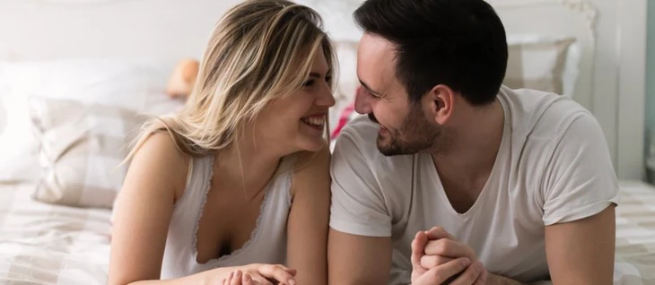 Khi cơ thể lên tiếng: 4 loại hormone thầm lặng điều khiển ham muốn tình dục trong hôn nhân