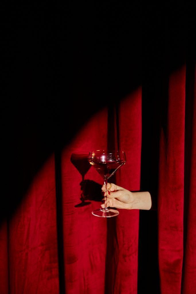 Datura Amaretti - Bẫy ngọt ngào của kẻ săn mồi