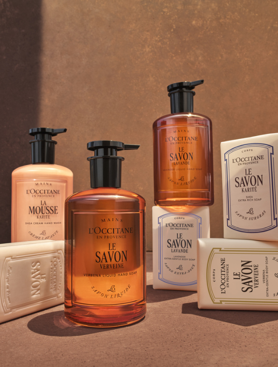 Xà Phòng Và Tắm