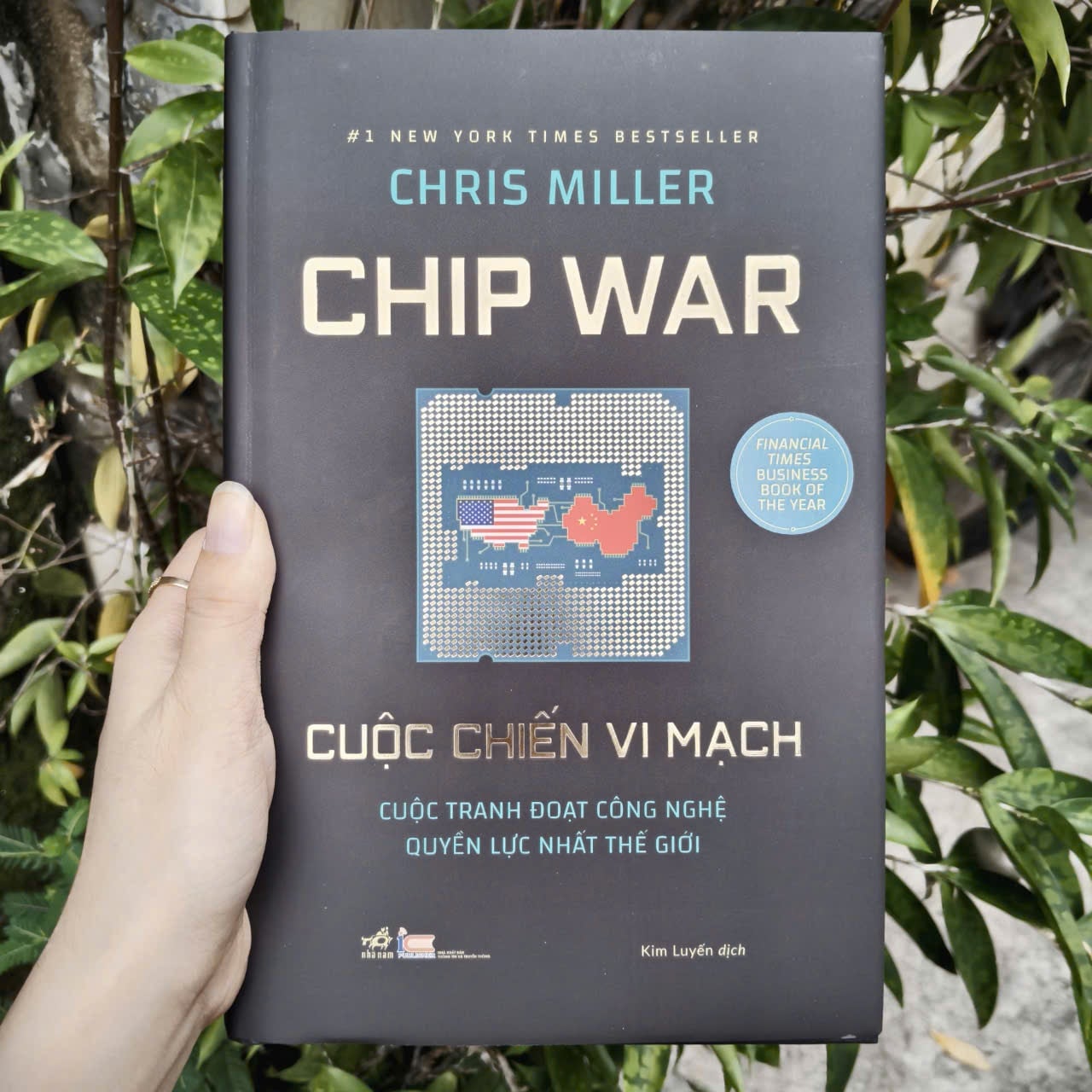 CHIP WAR – CUỘC CHIẾN VI MẠCH: VÌ SAO CON CHIP NHỎ BÉ CÓ THỂ ĐỊNH HÌNH QUYỀN LỰC THẾ GIỚI?