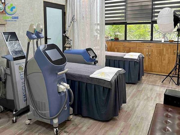 Khu vực không gian hiện đại của Thẩm mỹ Rio với hệ thống máy móc tân tiến.