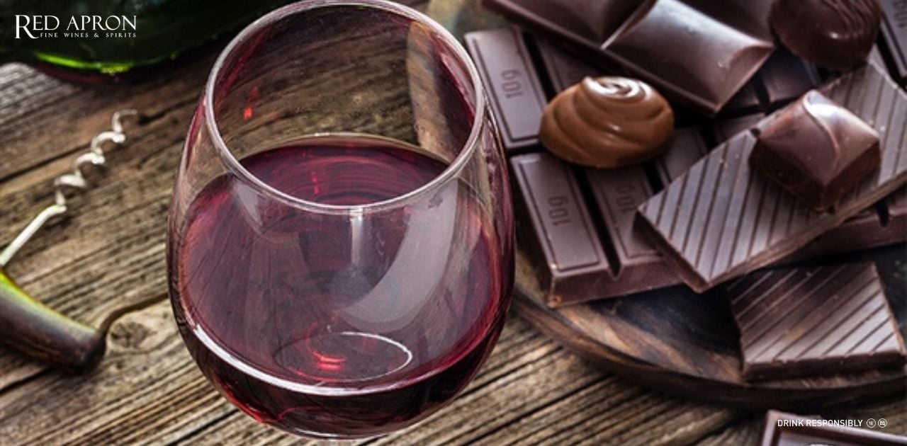 Ăn chocolate uống rượu vang: Nguyên tắc kết hợp ngon đúng chuẩn