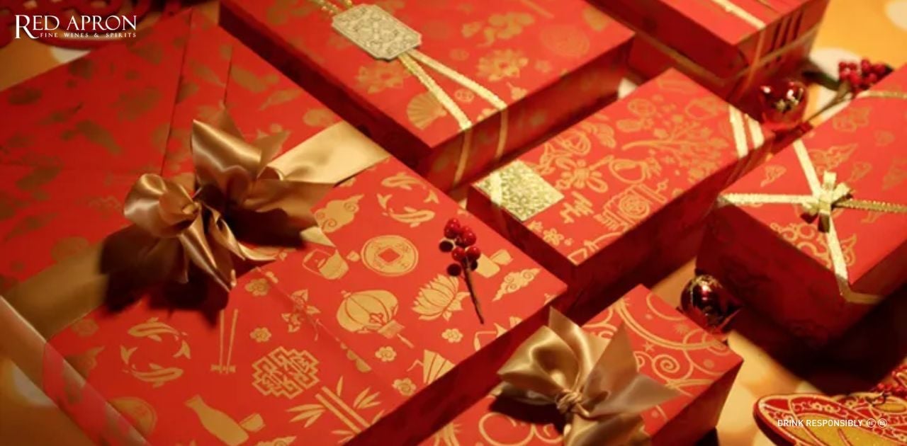 Top 10 + món quà Tết cho ông bà ý nghĩa 2026