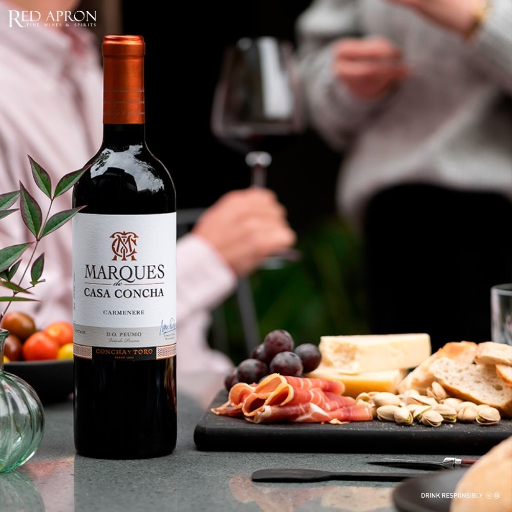 Chai Marques de Casa Concha Carmenere tại Red Apron phù hợp kết hợp chocolate đen hương hạt dẻ