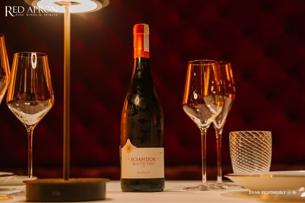 Chai Banfi Sciandor Moscato d'Asti DOCG phù hợp ăn chocolate uống rượu vang dịp tráng miệng