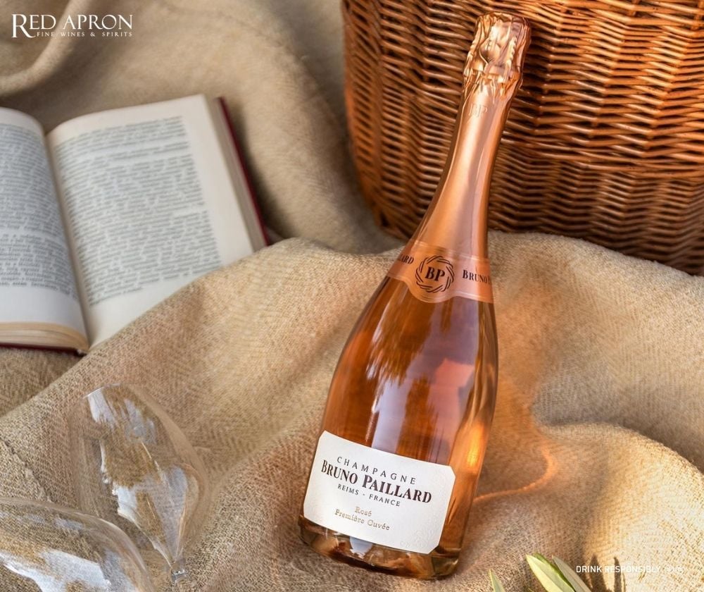 Champagne Bruno Paillard Rose Premiere Cuvee màu hồng cam thanh lịch, dòng champagne rosé cao cấp từ Pháp