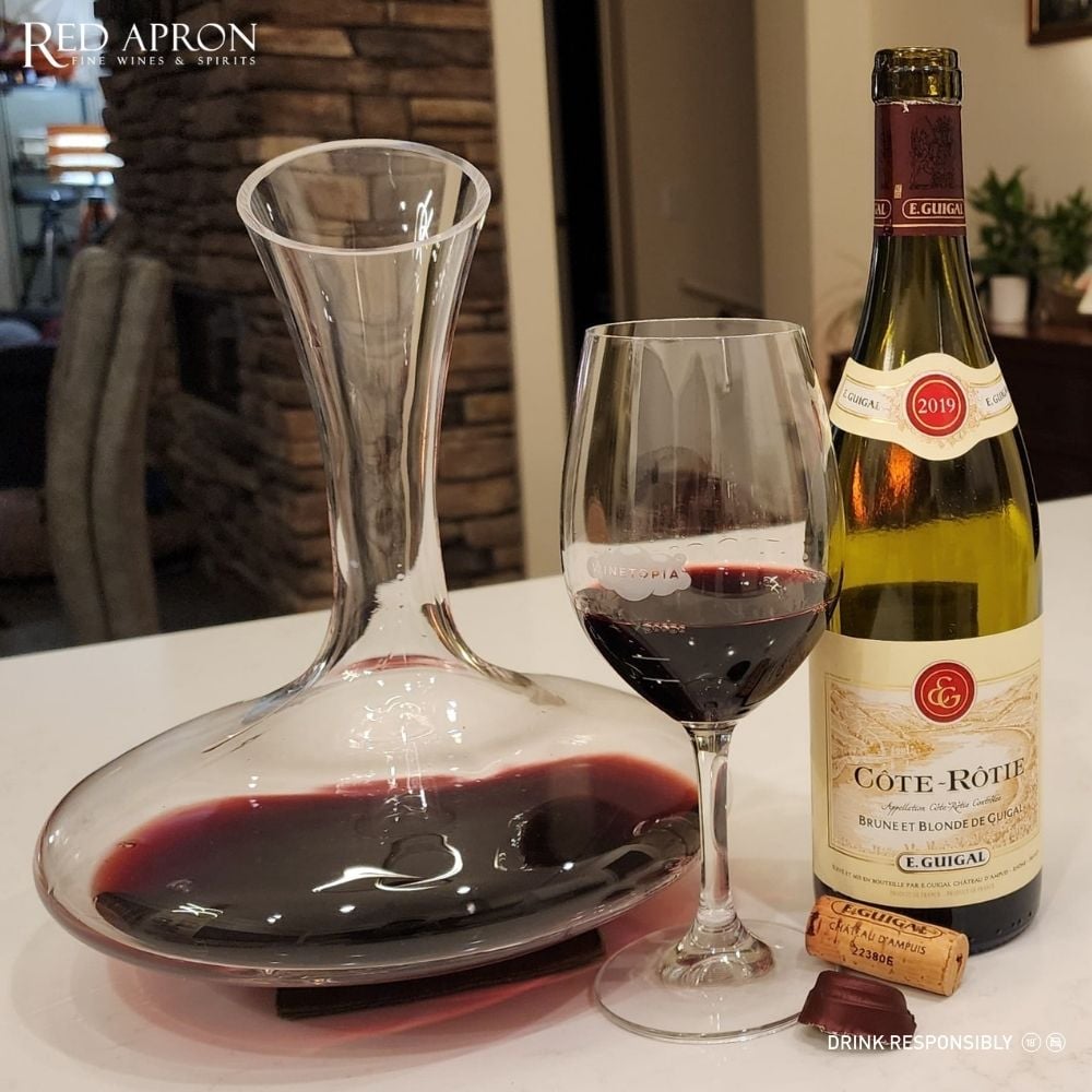 Chai Guigal Brune & Blonde Côte-Rôtie thể hiện sự cân bằng giữa sức mạnh và độ tinh tế của Syrah vùng Bắc Rhône