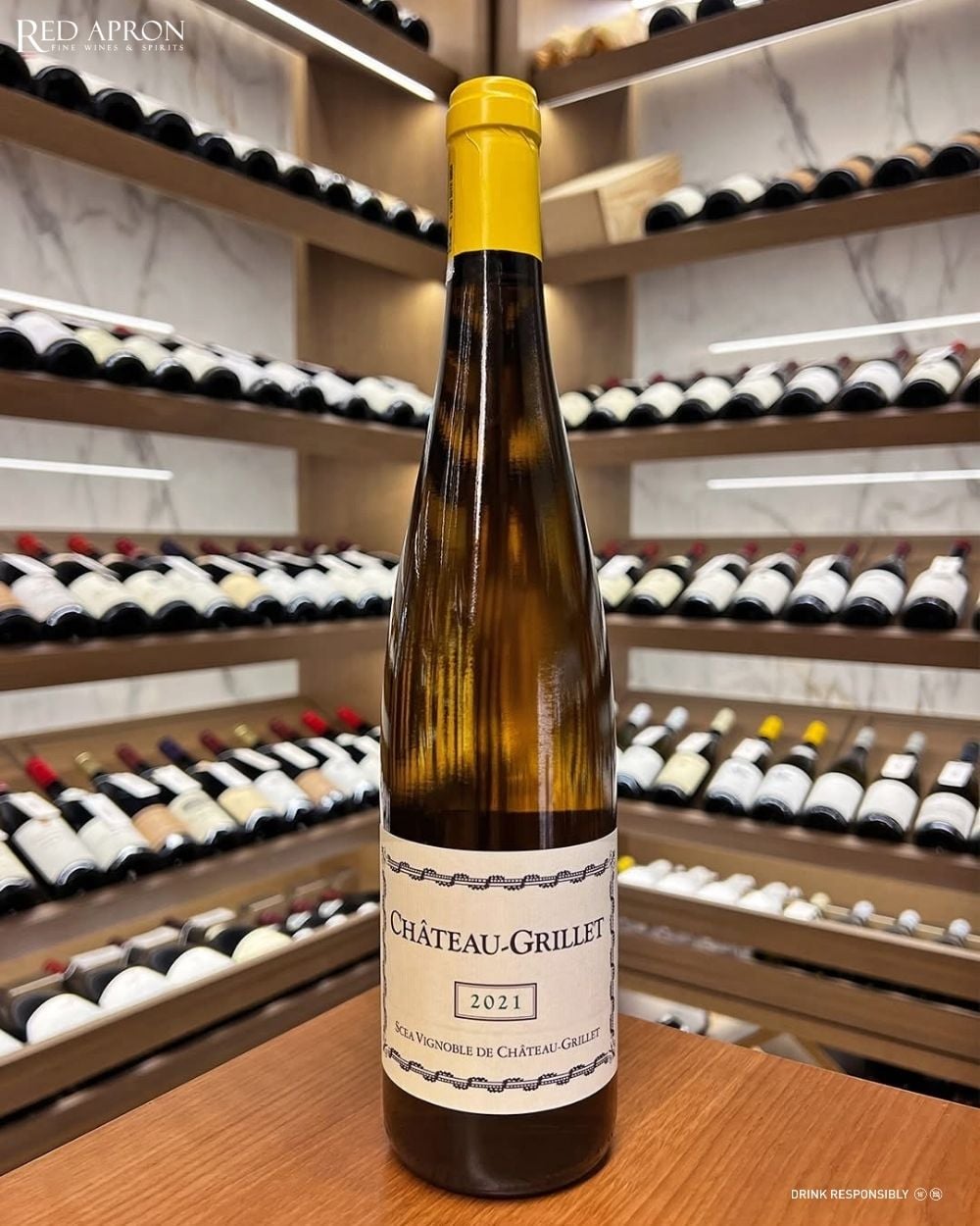 Chai rượu vang trắng Château-Grillet Condrieu 2021 từ Rhone Valley làm từ 100% Viognier